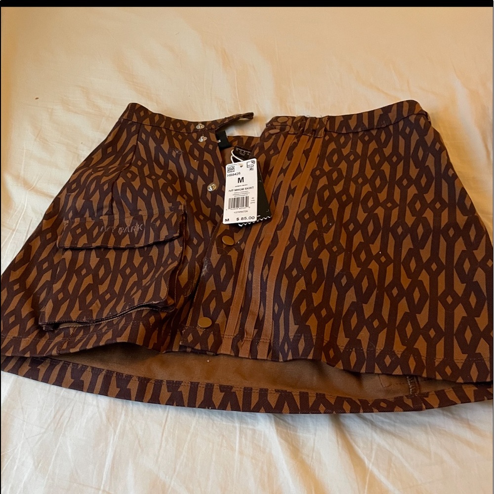 Ivy Park Snap Monogram skirt